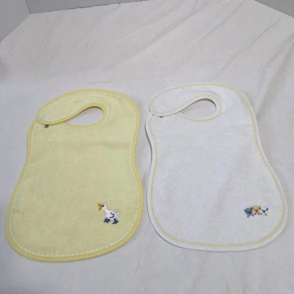 Two VTG NWOT Dee Givens and Co Baby Bibs Embordered Cats & Duck